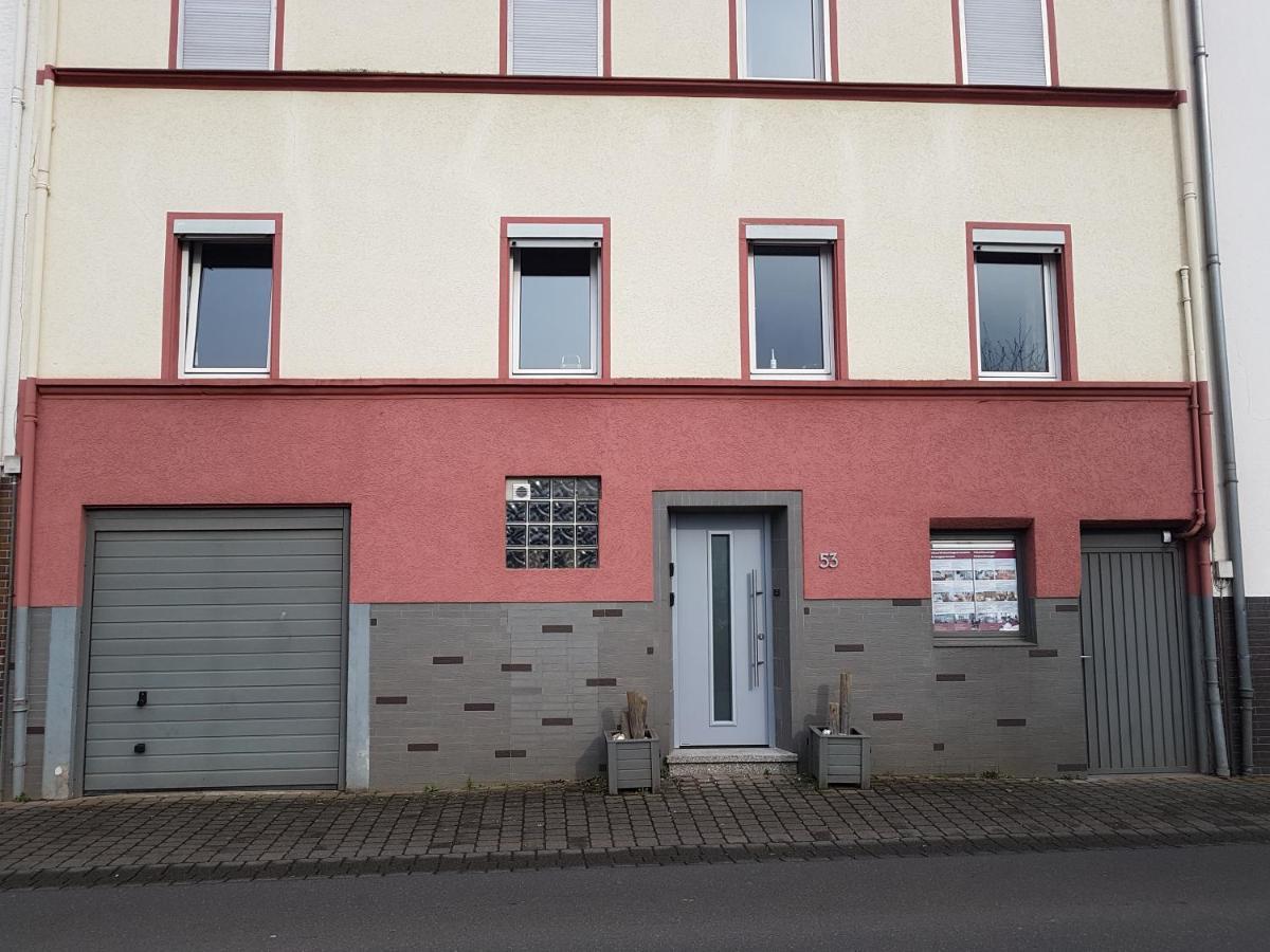 Haus Marlene Apartment Zell an der Mosel Luaran gambar