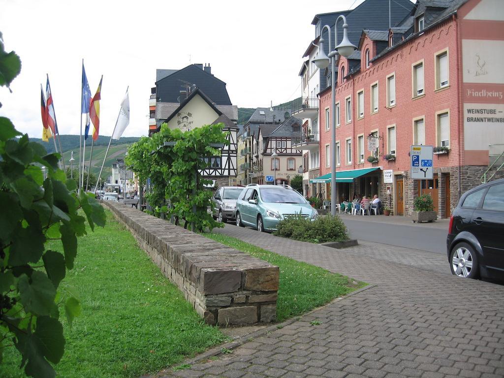 Haus Marlene Apartment Zell an der Mosel Luaran gambar