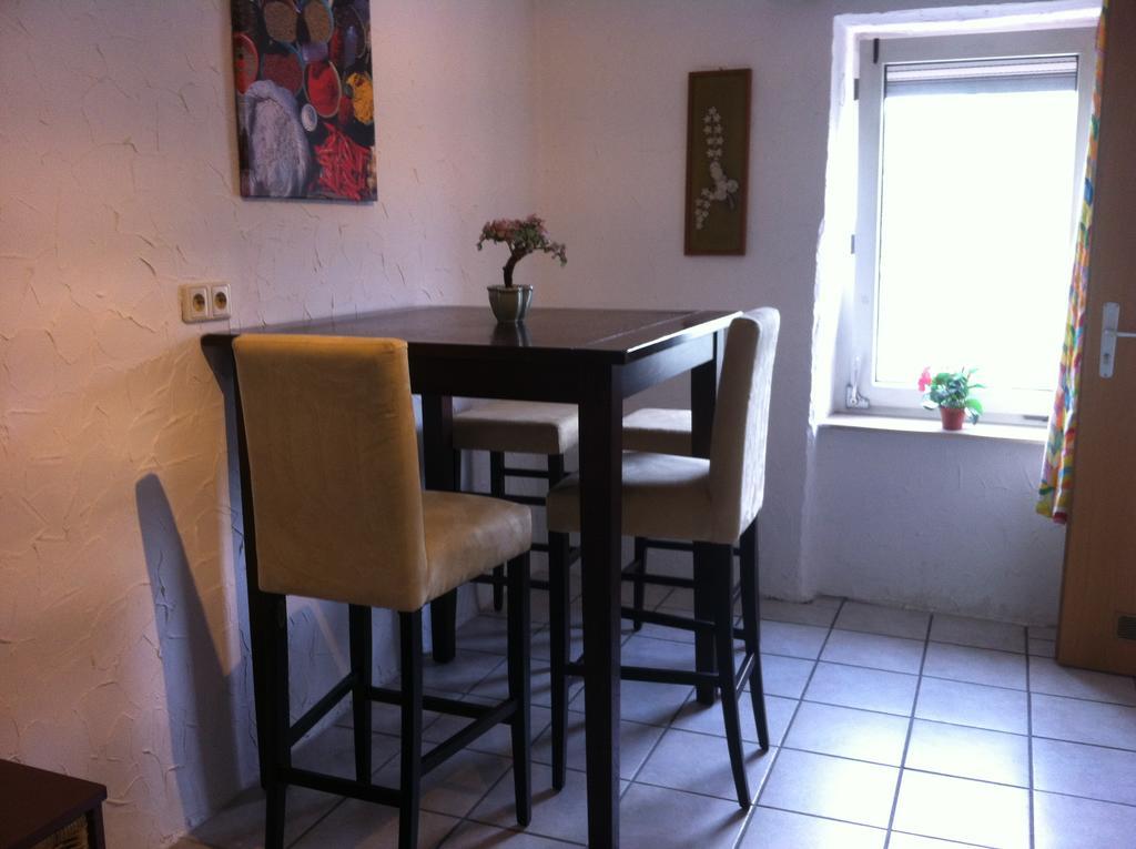 Haus Marlene Apartment Zell an der Mosel Luaran gambar