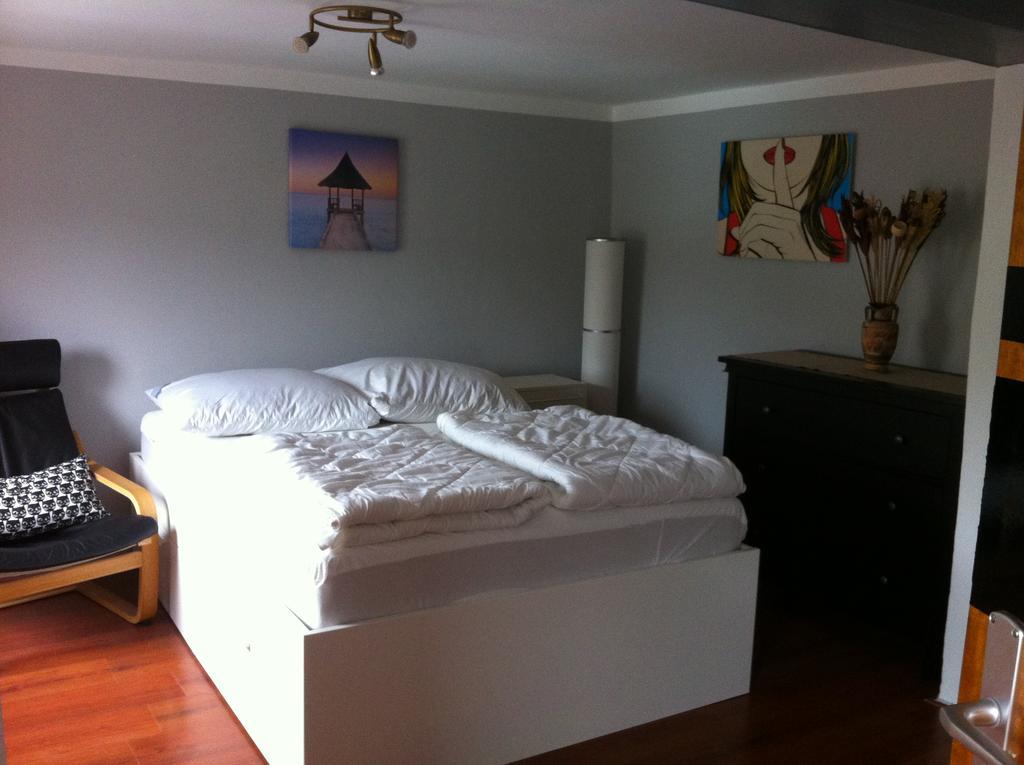 Haus Marlene Apartment Zell an der Mosel Luaran gambar